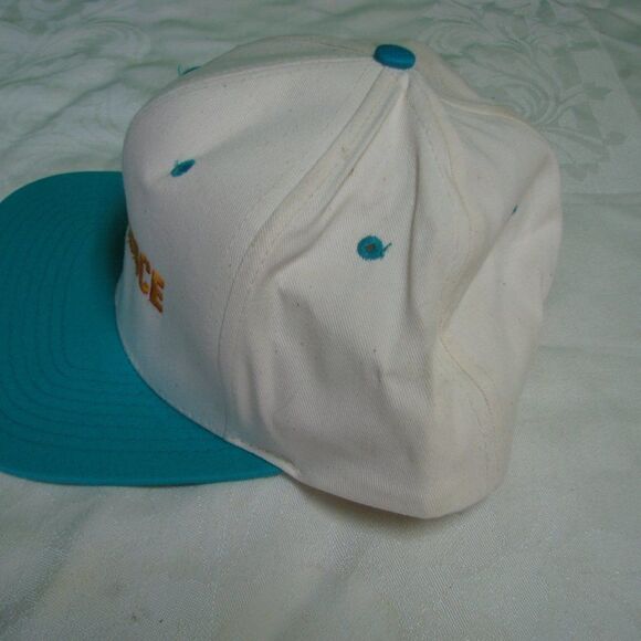 Vintage Preference Snap-Back Hat - Picture 2 of 6